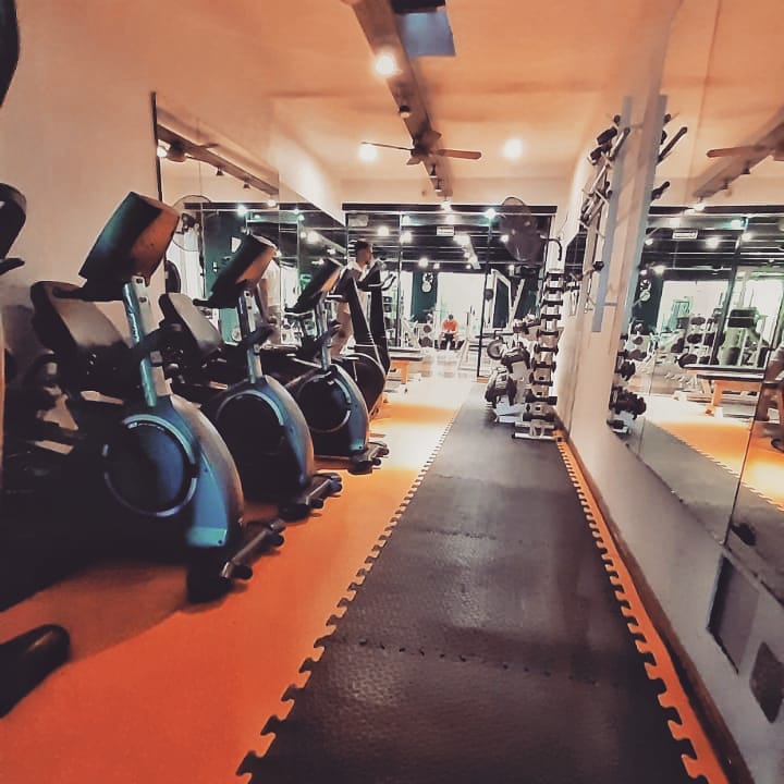 sala de maquinas en la normanda gym coleagiales